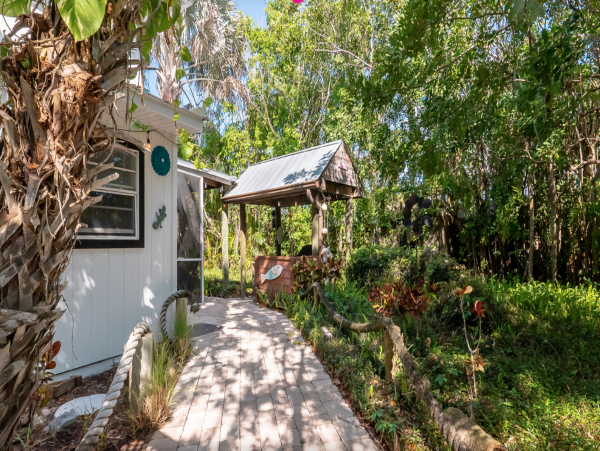 North Anna Maria Villa Exceptional Large Private Poolside Entertaining